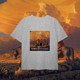 Nome do produto Entering the Shrine - T-Shirt Plus Size