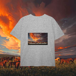 Nome do produto Independence - T-Shirt Plus Size