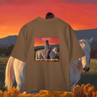 Nome do produto Mariposa Afterglow - Camiseta Oversized