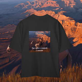 Nome do produto In the middle run a river - Camiseta Oversized