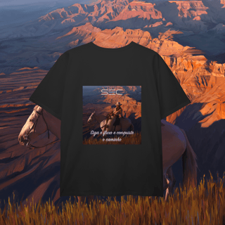 Nome do produto In the middle run a river - T-Shirt Plus Size