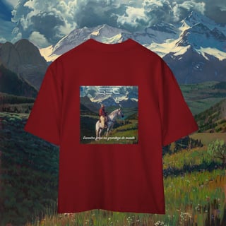 Nome do produto Living with Mountains - Camiseta Oversized