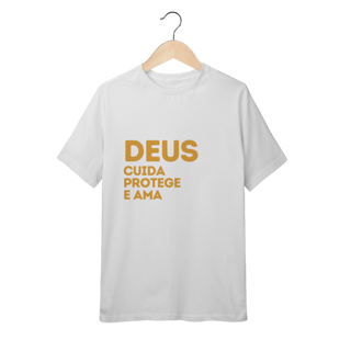 Nome do produto  Camiseta Quality Infantil (10 a 14) - Deus cuida, protege e ama