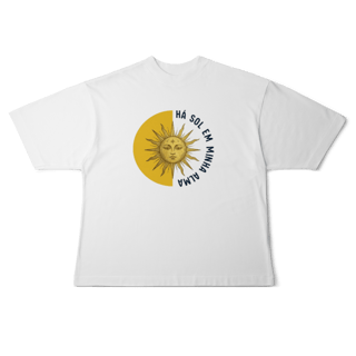Nome do produto Camiseta Oversized - Há sol em minha alma