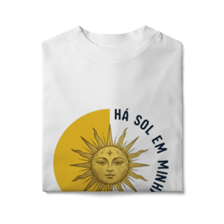 Nome do produto Camiseta Oversized - Há sol em minha alma