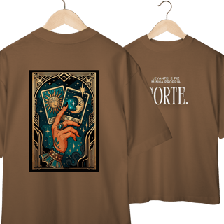 Nome do produto Camiseta Oversized - Levantei e fiz minha própria sorte.