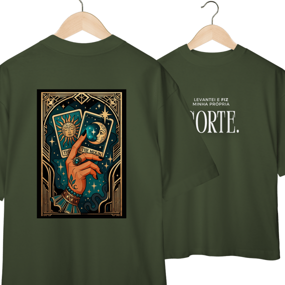 Camiseta Oversized - Levantei e fiz minha própria sorte.