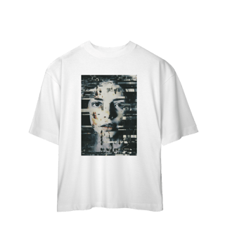 Camiseta Oversize Unissex – Estampa Exclusiva Fragments Her | Pecado Santo