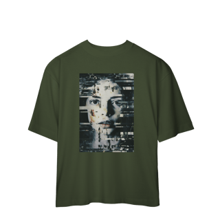 Nome do produtoCamiseta Oversize Unissex – Estampa Exclusiva Fragments Her | Pecado Santo