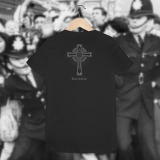 Nome do produto War Pigs I (baby look)