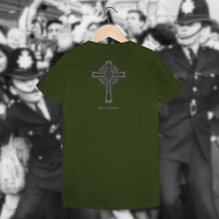 Nome do produto War Pigs I (baby look)