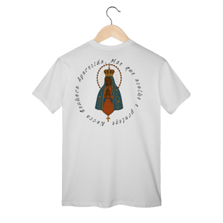 Nome do produto T-Shirt Classic – Nossa Senhora Aparecida (Emblema na Frente + Estampa Grande nas Costas)