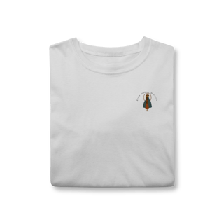 Nome do produto T-Shirt Classic – Nossa Senhora Aparecida (Emblema na Frente + Estampa Grande nas Costas)