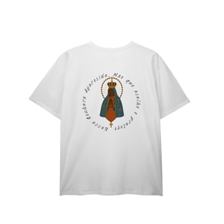 Nome do produto T-Shirt Plus Size – Nossa Senhora Aparecida (Emblema na Frente + Estampa Grande nas Costas)