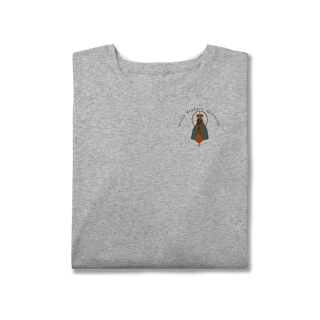 Nome do produto T-Shirt Plus Size – Nossa Senhora Aparecida (Emblema na Frente + Estampa Grande nas Costas)