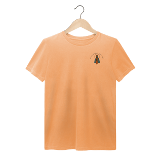 Nome do produto T-Shirt Estonada – Nossa Senhora Aparecida (Emblema na Frente + Estampa Grande nas Costas)