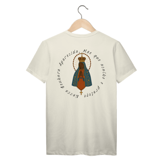Nome do produto T-Shirt Prime – Nossa Senhora Aparecida (Emblema na Frente + Estampa Grande nas Costas)