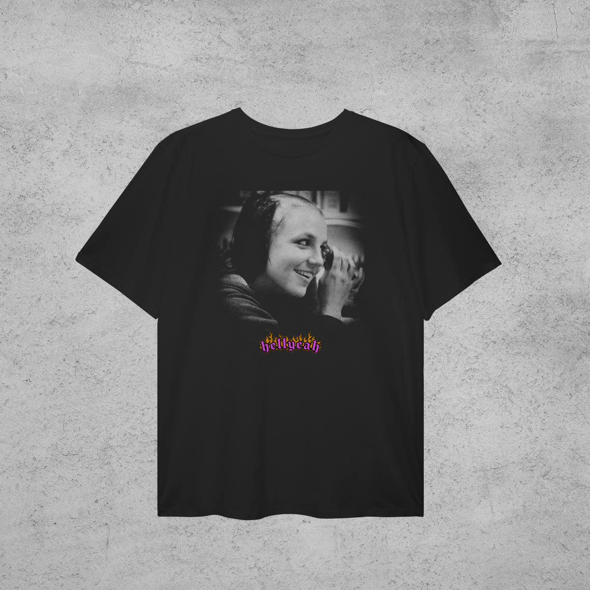 Nome do produto: Camiseta Plus Size Hell Yeah Britney