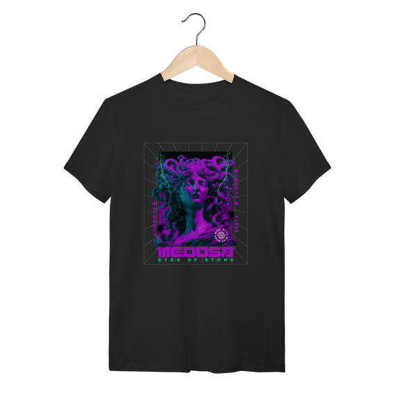 Camiseta Preta Algodão Medusa Eyes of Stone Roxo Neon Vaporwave