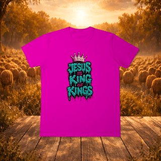 Nome do produto Camisa - Cristã - Jesus is King