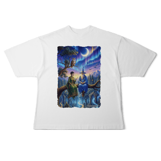 Nome do produto Camiseta Oversized - Mago azul e elfa sentados na árvore