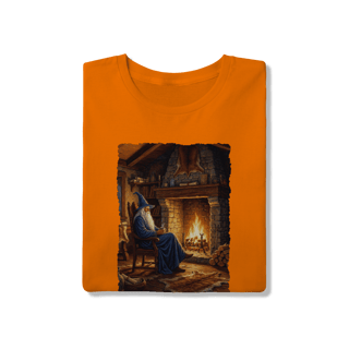 Nome do produto Camiseta Unissex - Mago azul na lareira