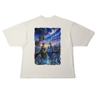 Nome do produto Camiseta Oversized - Mago azul e elfa sentados na árvore