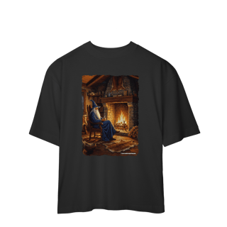 Camiseta Oversized - Mago azul na lareira