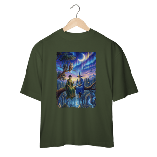 Nome do produto Camiseta Oversized - Mago azul e elfa sentados na árvore