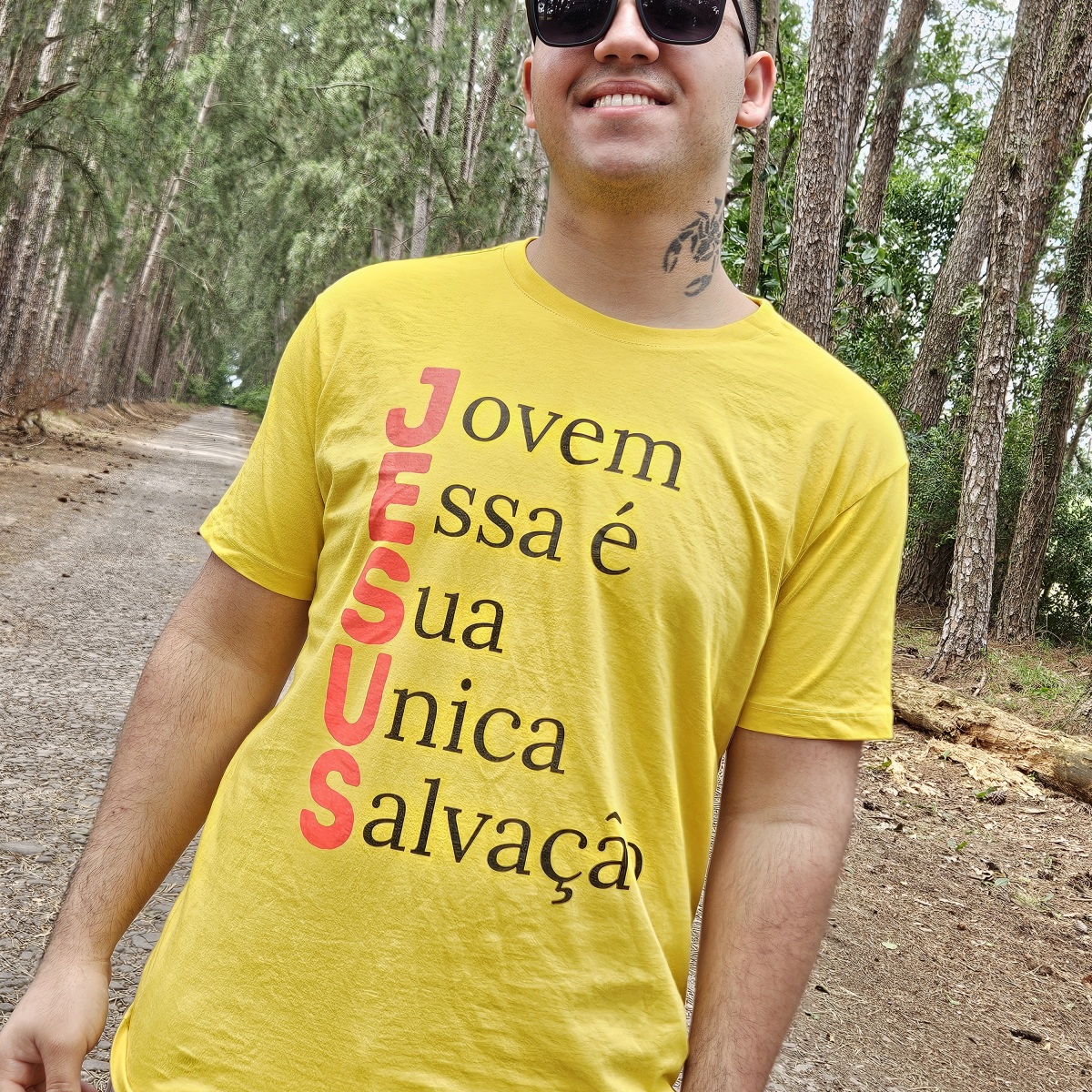 Nome do produto: Camiseta Quality-Jesus única salvação 