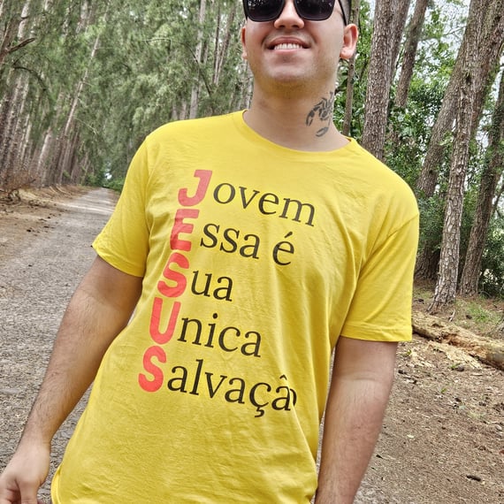 Camiseta Quality-Jesus única salvação 