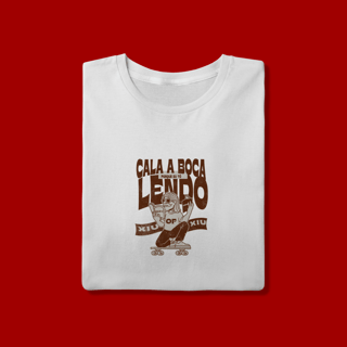 Nome do produto T-SHIRT CALA A BOCA QUE EU ESTOU LENDO
