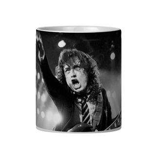 Nome do produto Caneca Angus Young