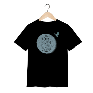 Camiseta Infantil Sagrada Família com Espírito Santo – Fé, Amor e Proteção Divina