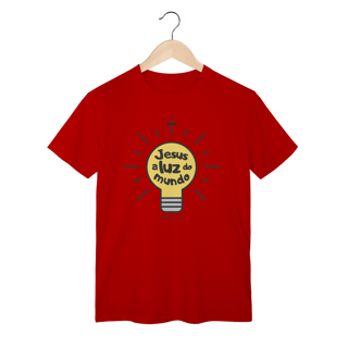 Nome do produto Camiseta “Lâmpada – Jesus, a Luz do Mundo” | Fé que Ilumina Caminhos