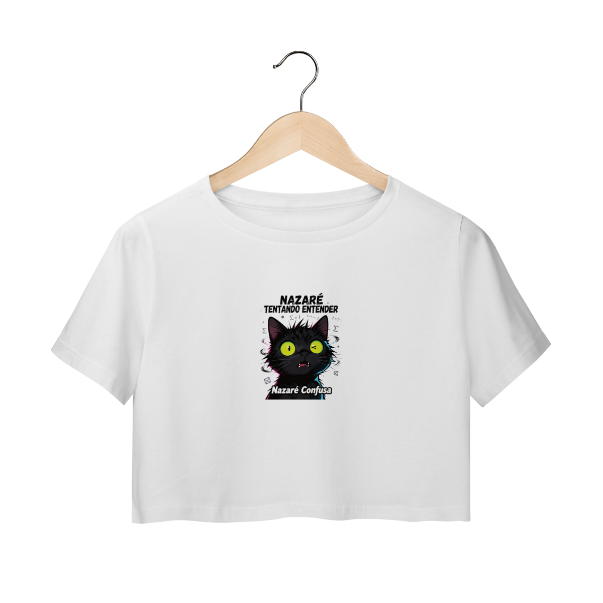 Nome do produto: Camisa Cropped - NAZARÉ TENTANDO ENTENDER - GATO PRETO CONFUSO