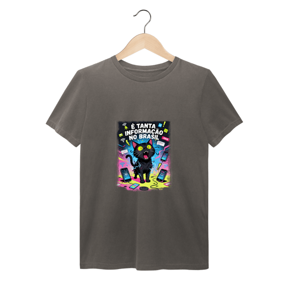 Camiseta É Tanta Informação no Brasil - Gato Preto Surtado Meme