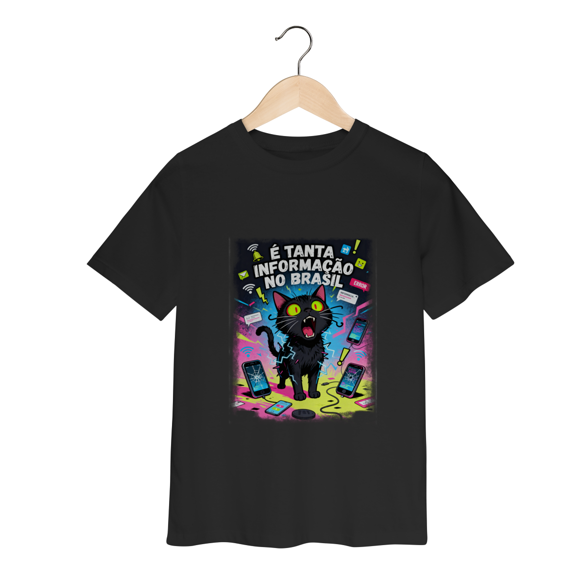 Nome do produto: Camiseta E Tanta Informação no Brasil - Gato Preto Surtado Meme 