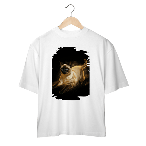 Camiseta Oversized - Kikita em Ação.