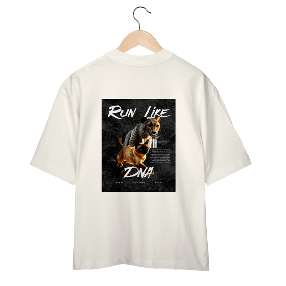 Camiseta Oversized - Run Like DNA