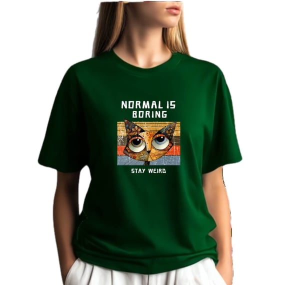 Camiseta Verde Gato Stay Weird - Algodão Penteado