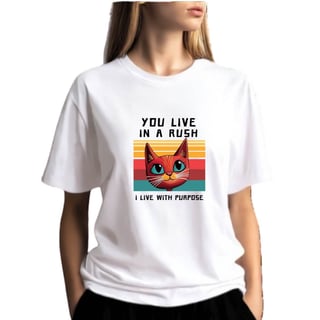 Nome do produto Camiseta Branca Gato Retro - Malha 30.1