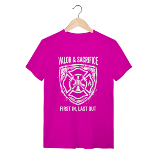 Nome do produto Camiseta Cruz de Malta: O Símbolo da Coragem