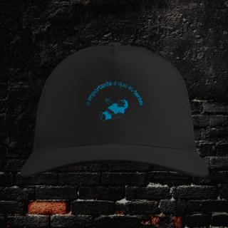 Nome do produto Boné Aba Curva O importante é que eu tentei feat. Torvi