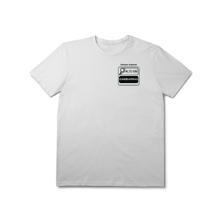 Nome do produto Camiseta dev alto em gambiarra