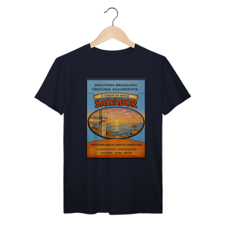 Nome do produto Camiseta Aguardente Salvador Bahia – Rótulo Vintage Brasileiro
