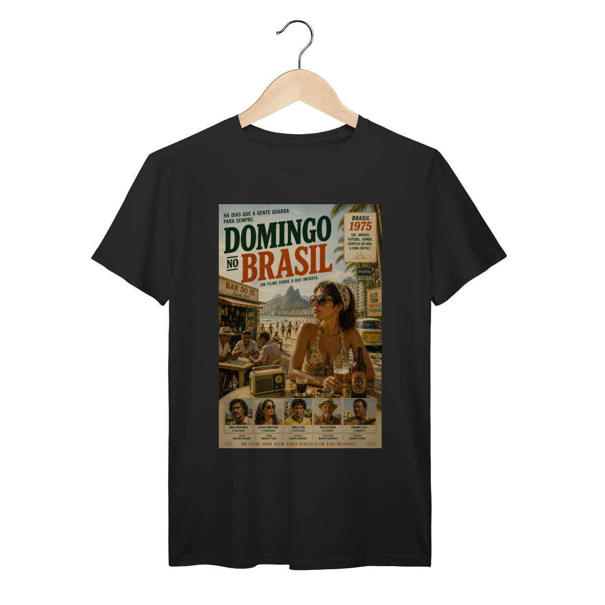 Domingo no Brasil – Poster Vintage Brasileiro Praia e Nostalgia Tropical