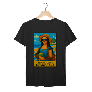 Nome do produto Camiseta Prime Mona Lisa Copacabana – Arte Clássica em Clima Tropical Brasileiro