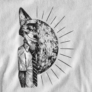 Camiseta ASTÚCIA LISTRADA