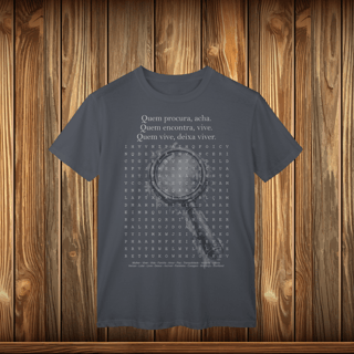 Nome do produto T-Shirt Classic - QUEM PROCURA ACHA